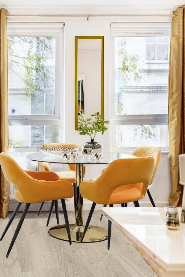 Explore The Most Exquisite West-End From A Harrods Family And Couple Home Londýn Exteriér fotografie