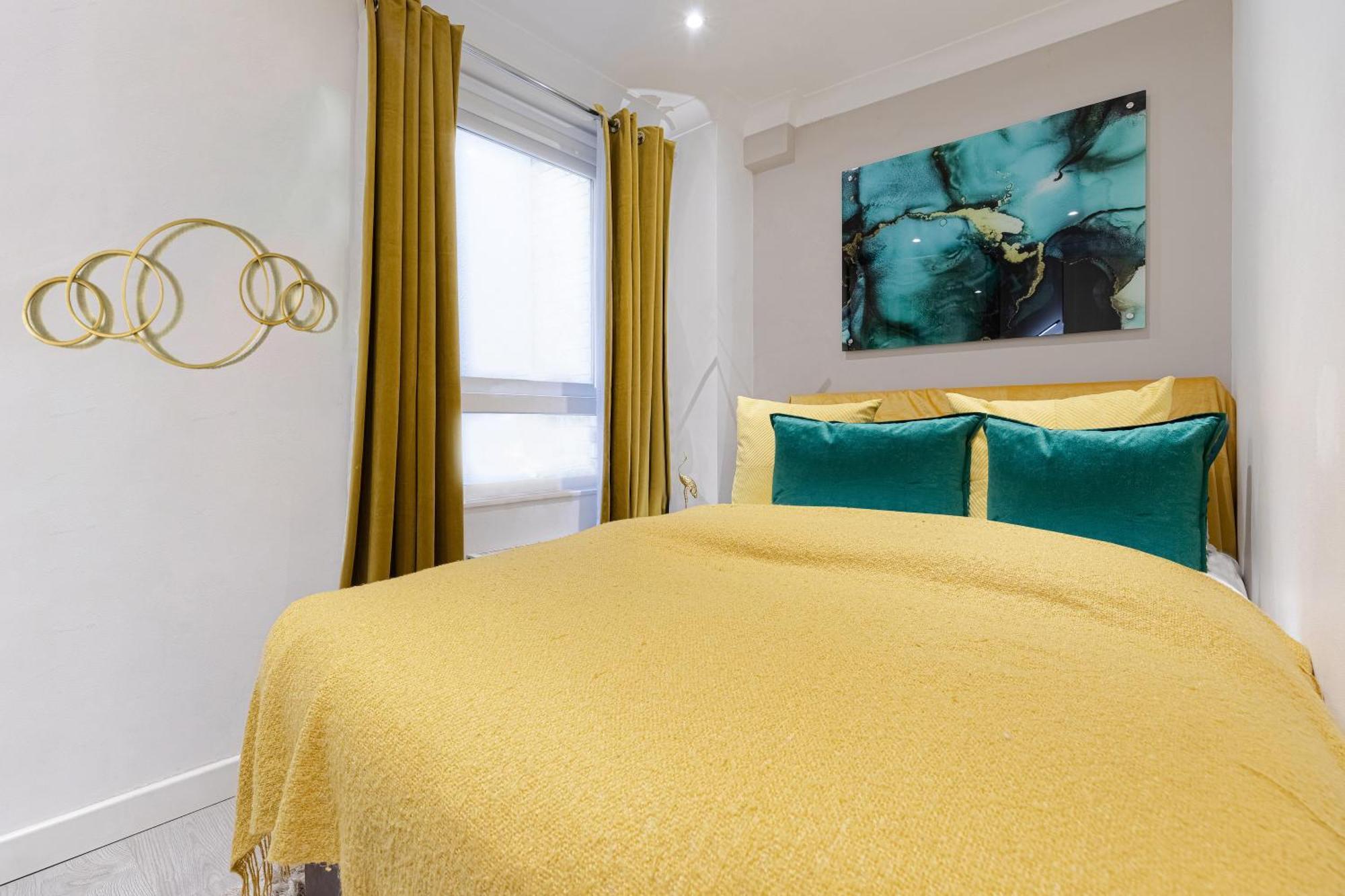 Explore The Most Exquisite West-End From A Harrods Family And Couple Home Londýn Exteriér fotografie